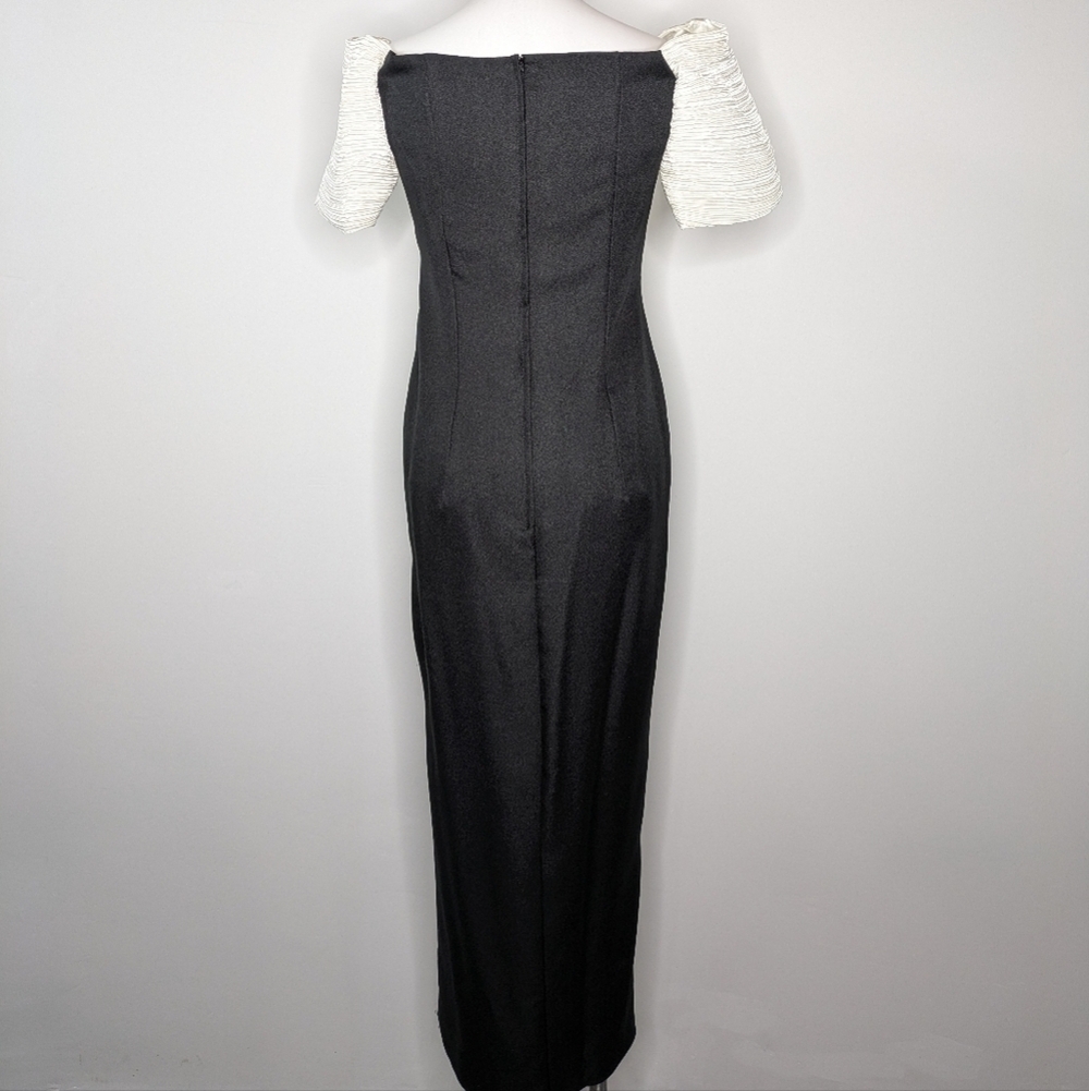 Vintage black white gathered satin off the shoulder evening gown M/L - Picture 7 of 10